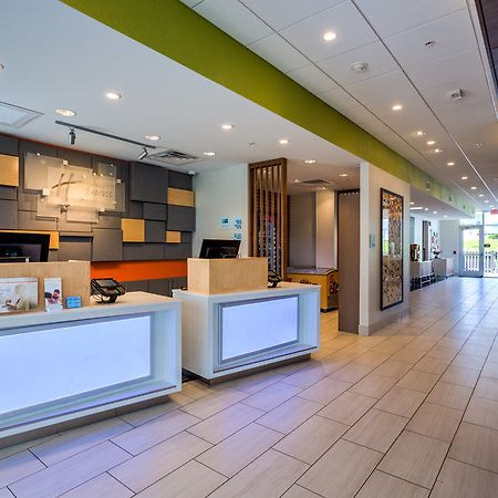 Holiday Inn Express & Suite Milroy - Reedsville Екстер'єр фото